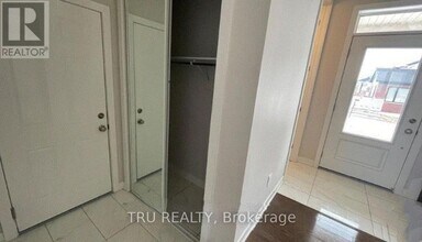 353 Appalachian Cir in Ottawa, ON - Building Photo - Building Photo