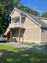 4207 Labrador Ln in Wilmington, NC - Building Photo - Building Photo