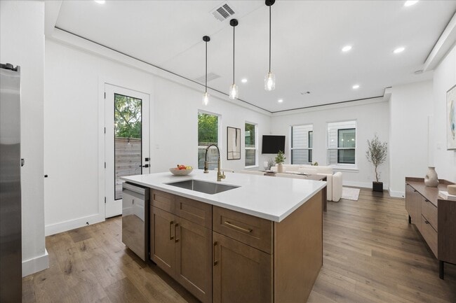 property at 5811 Banks St