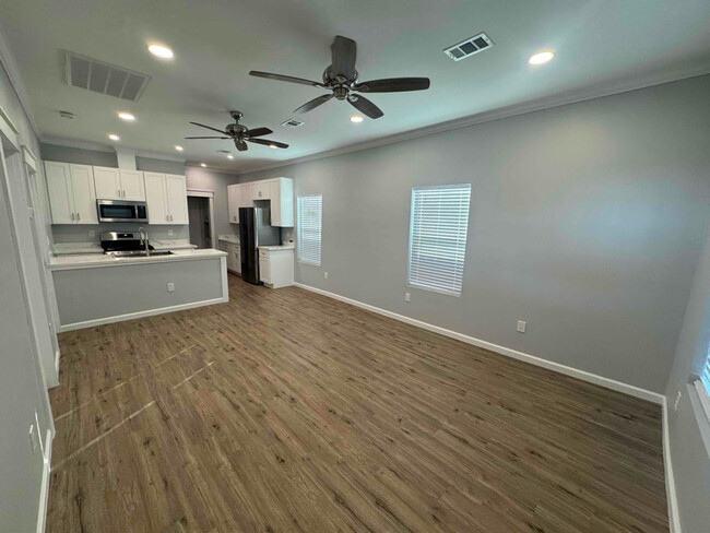 7808 Ford St in Houston, TX - Building Photo - Building Photo