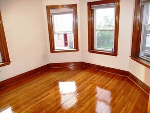 35 Waverly St, Unit 1 in Boston, MA - Building Photo - Building Photo