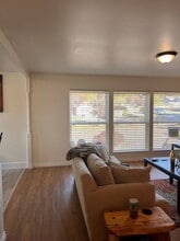 1335 Bradley St in Bremerton, WA - Building Photo - Building Photo