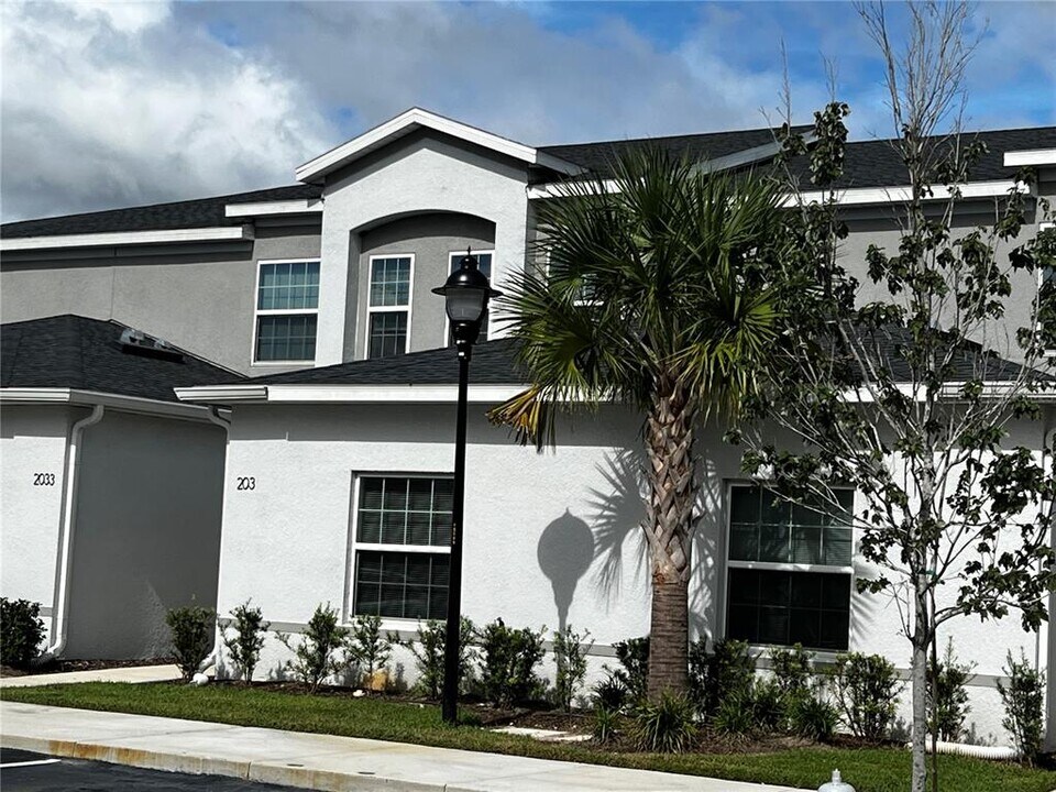 2031 Claudia Ln in Kissimmee, FL - Building Photo