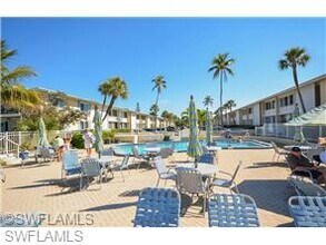 1065 Gulf Shore Blvd N-Unit -311 in Naples, FL - Building Photo - Building Photo
