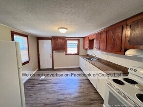 2817 Pine Springs Dr in Fayetteville, NC - Building Photo - Building Photo