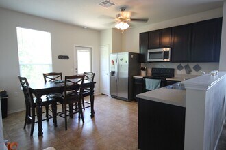 5709 Levenwood Ln in Austin, TX - Building Photo - Building Photo