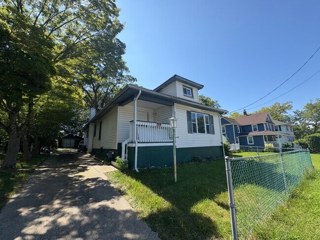 822 Prospect Ave in Asbury Park, NJ - Building Photo - Building Photo