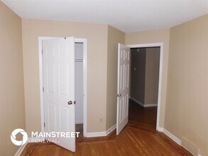 1483 Wood Trail Cir in Memphis, TN - Building Photo - Building Photo