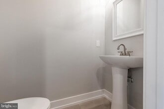 2550 N Howard St in Philadelphia, PA - Foto de edificio - Building Photo