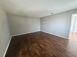6923 Basilwood Dr in San Antonio, TX - Building Photo - Building Photo