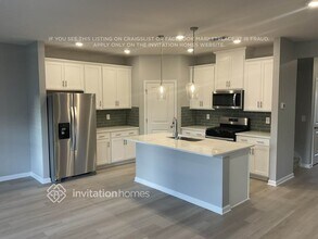 6939 Chester St in Fairburn, GA - Foto de edificio - Building Photo