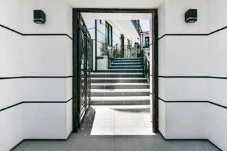 1307 S Beverly Glen Blvd in Los Angeles, CA - Building Photo - Building Photo