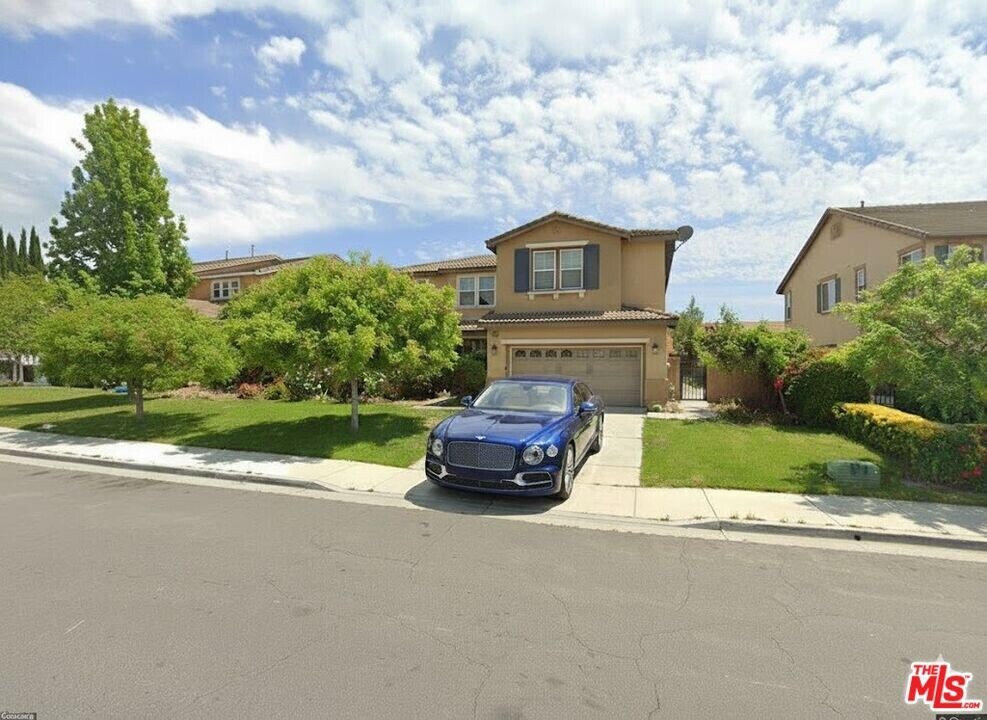 14343 Settlers Ridge Ct in Corona, CA - Building Photo