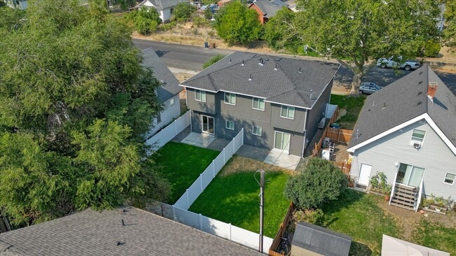 2324-2326 E 7th Ave in Spokane, WA - Building Photo - Building Photo