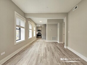 1139 Oak Ave in Evanston, IL - Building Photo - Building Photo