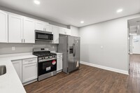 2202 Clifton Ave in Baltimore, MD - Building Photo - Building Photo