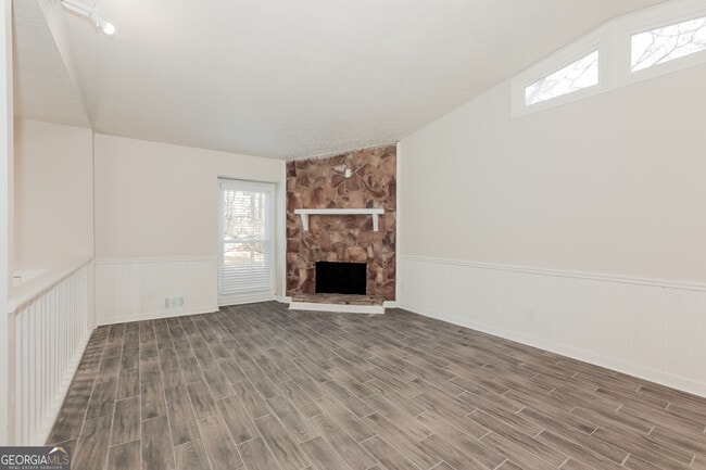 1830 Nicole Ln in Lithonia, GA - Building Photo - Building Photo