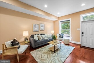 645 S Lehigh St in Baltimore, MD - Building Photo - Building Photo