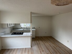 509 Robert Ct, Unit A in Nipomo, CA - Building Photo