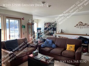 W169S7598-S7598 Gregory Dr in Muskego, WI - Building Photo - Building Photo