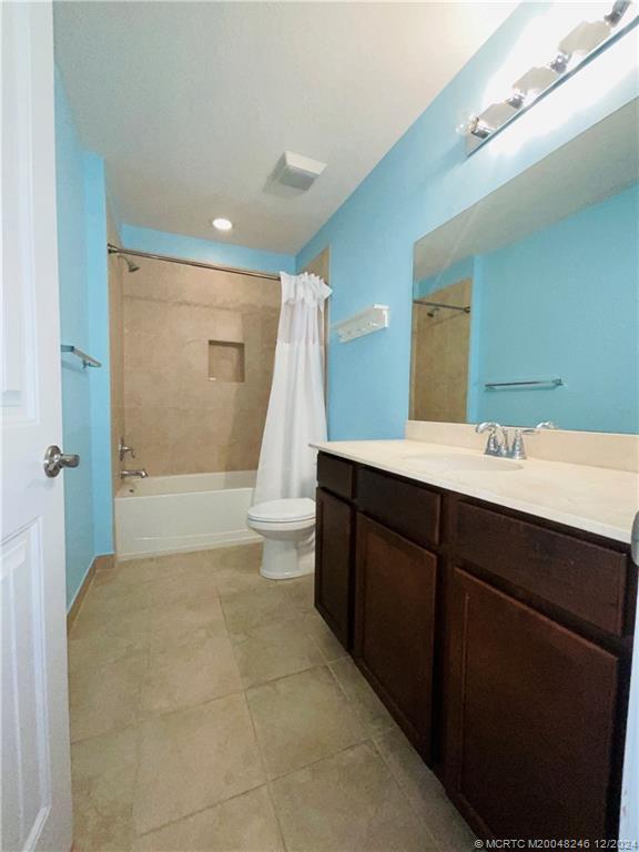 505 NW Windflower Terrace