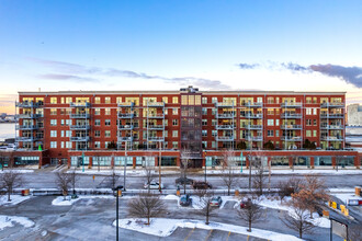 Harbor Front in Milwaukee, WI - Building Photo - Building Photo