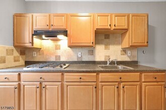 1109 Main St-Unit -3B in Paterson, NJ - Foto de edificio - Building Photo