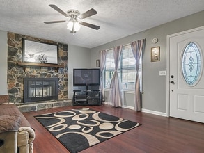 793 Summer Hill Ln in La Vergne, TN - Building Photo - Building Photo