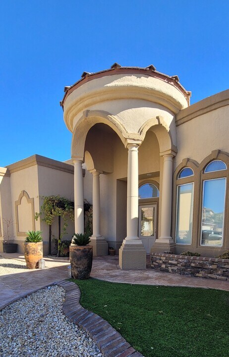 13418 Emerald Tide Way in Horizon City, TX - Building Photo