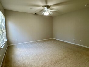 316 Langhorne Dr in Mount Holly, NC - Building Photo - Building Photo