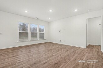 1817 Riverbend Ave in Monroe, NC - Foto de edificio - Building Photo