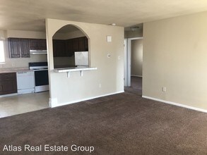 2840 Montebello Dr W-Unit -Unit 4 in Colorado Springs, CO - Foto de edificio - Building Photo