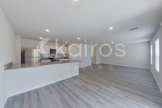 1701 Minnesota Rd in Sumterville, FL - Building Photo - Building Photo