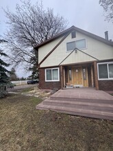 2120 W Strong Rd in Spokane, WA - Foto de edificio - Building Photo