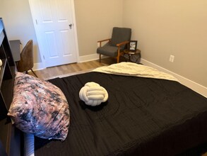 1618 E Biddle St in Baltimore, MD - Building Photo - Building Photo