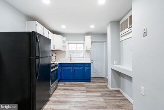 2229 Sigel St in Philadelphia, PA - Building Photo - Building Photo