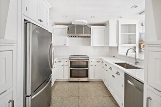 4 Charlesgate E, Unit 101 in Boston, MA - Building Photo - Building Photo