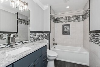 123 E Willow St in Syracuse, NY - Building Photo - Building Photo