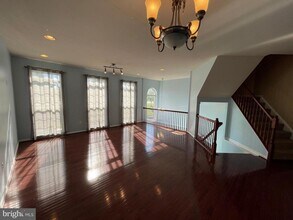 43297 Stonegarden Terrace in Brambleton, VA - Building Photo - Building Photo