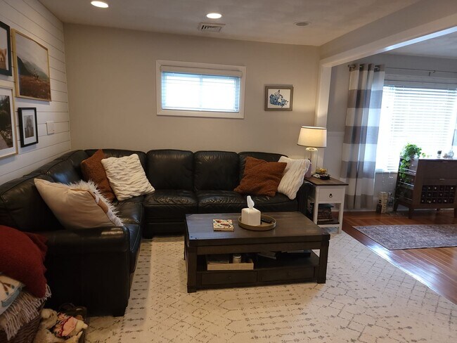 40 Hamilton St, Unit 2 in Medford, MA - Building Photo - Building Photo