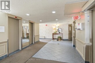 196 Scott St in St Catharines, ON - Building Photo - Building Photo