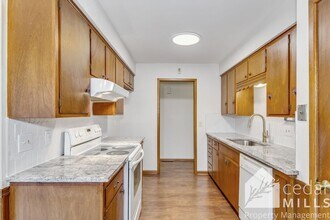 6815 E Zimmerly St in Wichita, KS - Building Photo - Building Photo