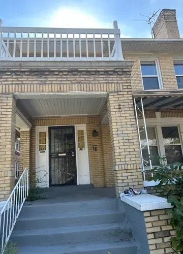 property at 1929 Calvert Ave