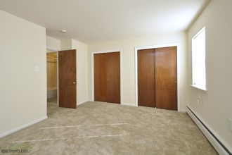 Parkview Court in Yeadon, PA - Building Photo - Interior Photo