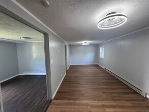 201 Lexington St, Unit 205 in Damascus, VA - Building Photo - Building Photo