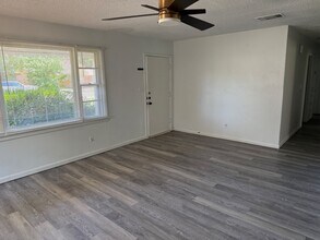 4105 31st St in Lubbock, TX - Building Photo - Building Photo