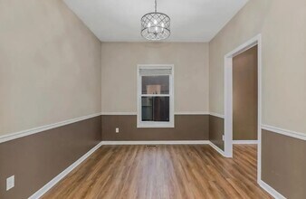 6130 N Coventry Ave in Kansas City, MO - Building Photo - Building Photo