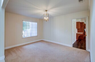 8437 N Recreation Ave in Fresno, CA - Building Photo - Building Photo
