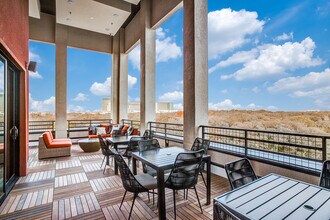 Vantage at Spring Creek in Richardson, TX - Building Photo - Building Photo
