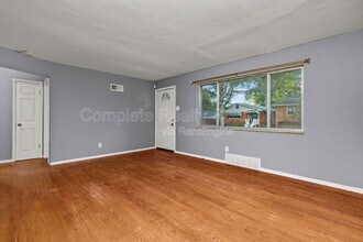 4115 Ammann Ln in St. Louis, MO - Building Photo - Building Photo